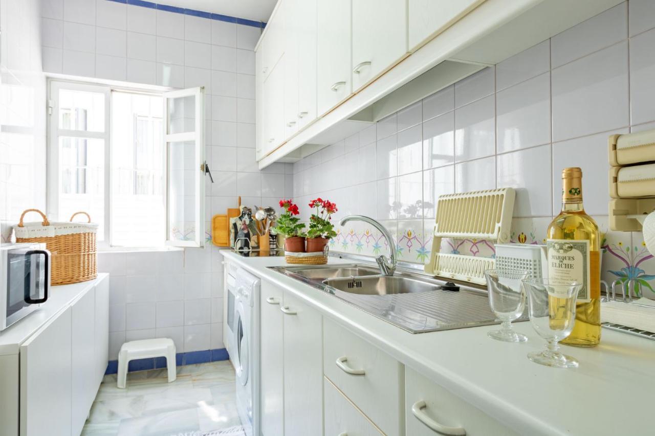 Holiday Apartment, 2 Pax, Historical Center Sewilla Zewnętrze zdjęcie